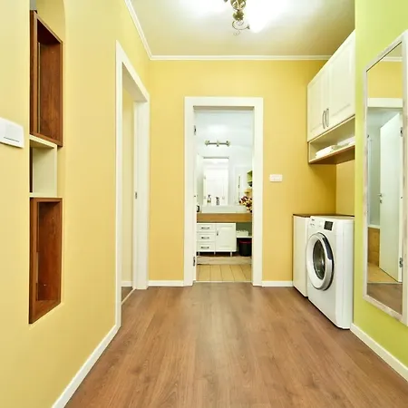 Apartment Artemis - A Stunning Sunset View Timisoara